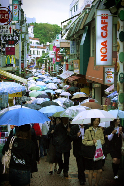 rainy takeshita dori