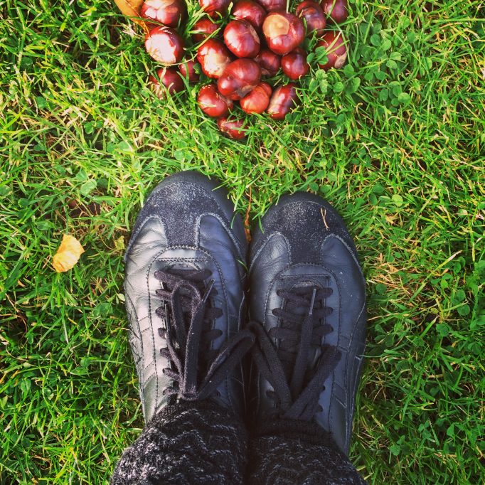 Legwarmers & conkers; O hai Autumn